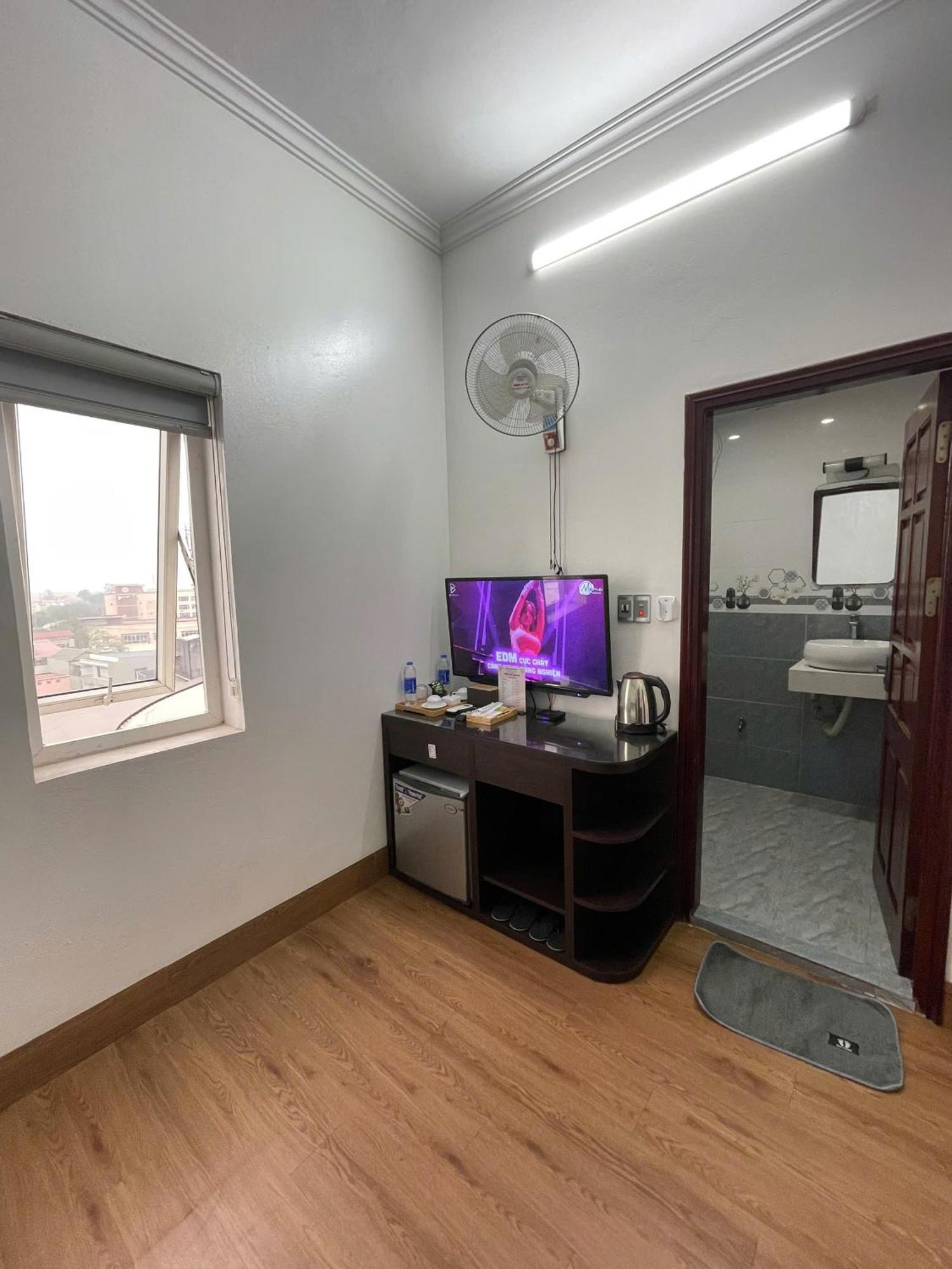 Hoang Gia Hotel Dong Anh Luaran gambar