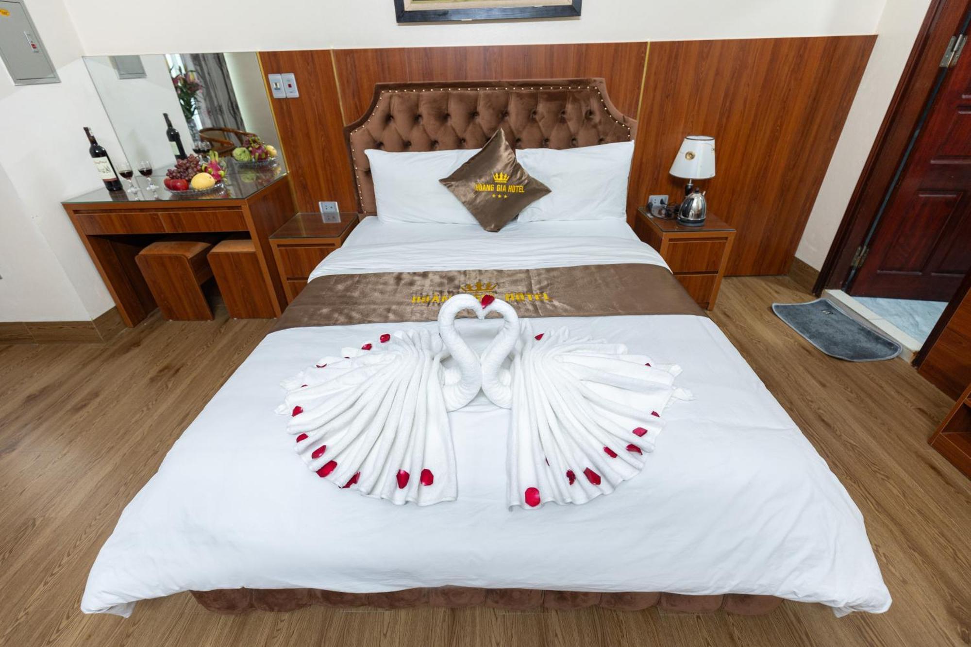 Hoang Gia Hotel Dong Anh Luaran gambar